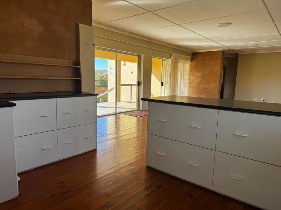 3 Bedroom Property for Sale in Wavecrest Eastern Cape
